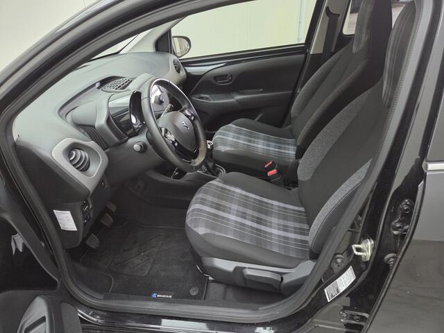 Peugeot 108 1.0 e-VTi Active | Pack Premium | DAB | Airco | Getint glas |*