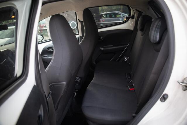 Peugeot 108 1.0 e-VTi Allure , Camera, Carplay,