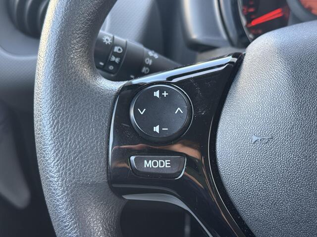 Peugeot 108 1.0 e-VTi Active **ALL SEASON BANDEN/ BLUETOOTH/ GARANTIE**