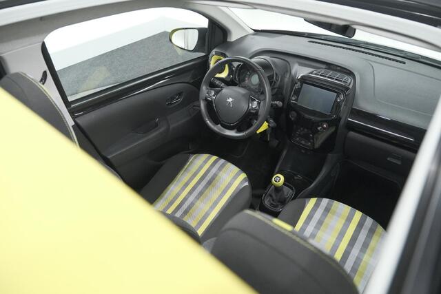 Peugeot 108 1.0 e-VTi Collection TOP! | Elektrisch Vouwdak | Apple Carplay | Climate Control | Stoelverwarming