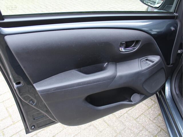 Peugeot 108 1.0 e-VTi Blue Lease Executive Camera/ClimateComtrol/15"LMV/AppleCarplay/AndroidAuto