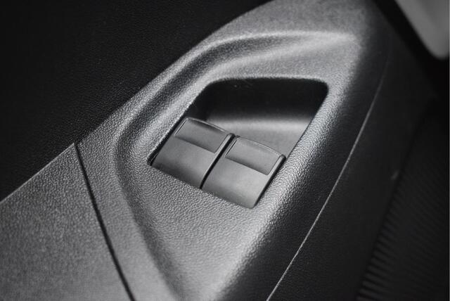 Peugeot 108 1.0 e-VTi Active | NL-Auto | 5-deurs | Airco