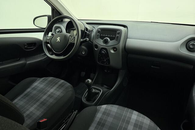 Peugeot 108 1.0 e-VTi Active 68 pk | 5drs| Airco | Radio/bluetooth | Centrale vergr + Elec ramen | Zuinige motor