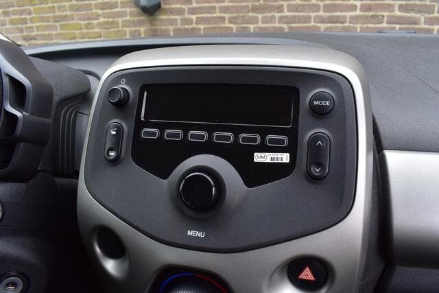Peugeot 108 1.0 e-VTi Active NL auto, Airco, Bluetooth