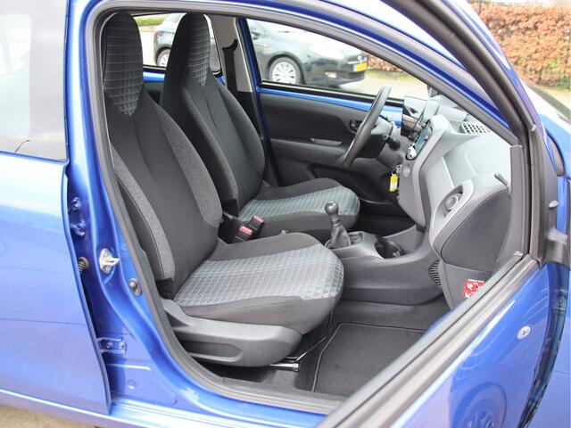 Peugeot 108 1.0 e-VTi Sparco Techno pack Carplay-Camera, DAB+, Nl auto Prijspakker!