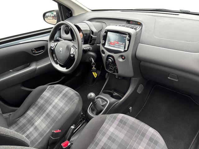 Peugeot 108 1.0 e-VTi Active | Airco | Donker glas | Camera | 5-Deurs | Apple CP Android auto | DAB |