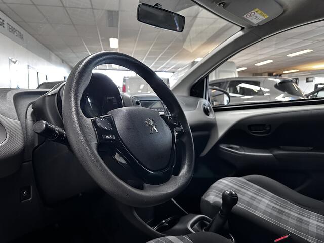 Peugeot 108 1.0 e-VTi Active/ 5-Drs/ Airco/ C.V. Afstand/ Elek. pakket/ Isofix/ Bluetooth/ Multi. Stuur/ Mistl./ LED Dagrijverl./