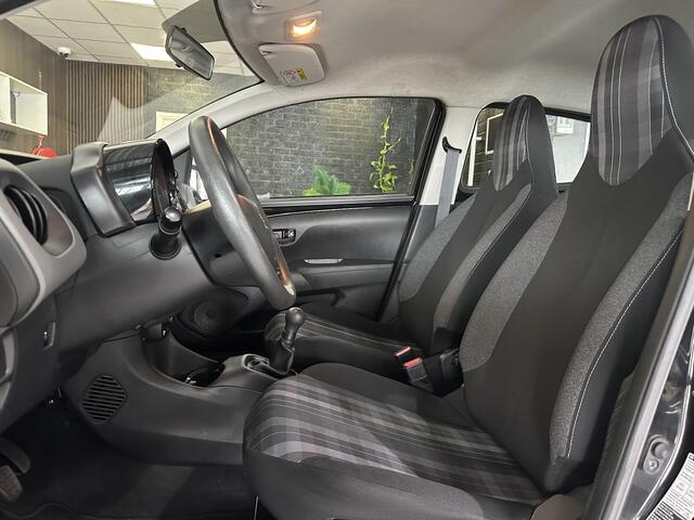 Peugeot 108 1.0 e-VTi Active | 1 Eigenaar | Airco | Bluetooth | Hill Hold Functie | LED Dagrijverlichting |