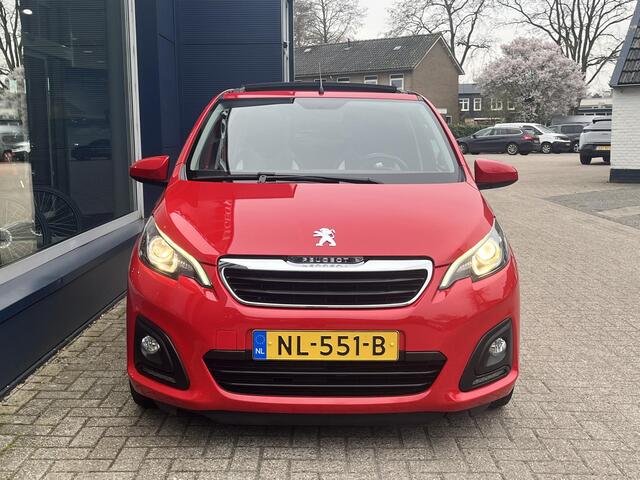 Peugeot 108 1.0 Active 68 PK TOP! | Canvas Cabrio / Vouwdak | Airco | Radio met USB & Bluetooth | Mistlampen | Elektrisch Pakket | LED Dagrijverlichting | Mistlampen | Multifunctioneel Stuurwiel | Leuke Uitvoering voor de Zomer ! |