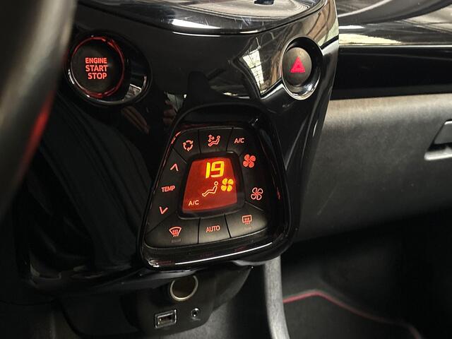 Peugeot 108 1.0 e-VTi GT-Line (NAVIGATIE, CLIMATE, LEDER, SPORTSTOELEN, KEYLESS START, CAMERA, GETINT GLAS, LM VELGEN, CRUISE, NIEUWSTAAT)