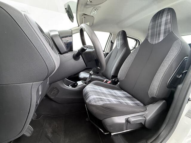 Peugeot 108 1.0 e-VTi 5Drs Airco Bluetooth Carkit Elek.Ramen Pack Premium Active Centrale vergrendeling Afstandsbediend Isofix Led USB ESP Origineel Nederlandse Auto