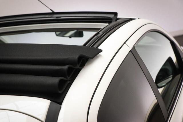Peugeot 108 1.0 e-VTi Allure TOP! | CITY PLUS / NAVIGATIE- PACK | LEDER | STOELVERWARMING | DAB | APPLE | CAMERA