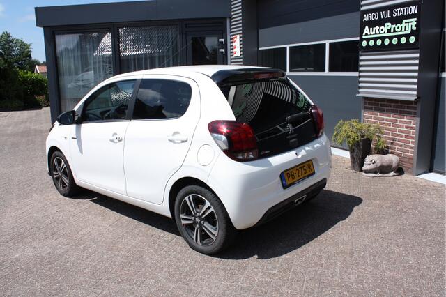 Peugeot 108 Luxe 1.2 Puretech GT-Line Een sportieve auto voor jaren plezier.