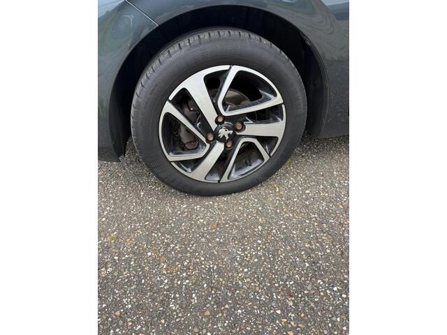 Peugeot 108 1.0 e-VTi Active TOP