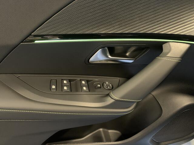 Peugeot 2008 1.2 PureTech 130 GT EAT8 PACK DRIVE ASSIST-CAMERA PAKKET- VERWARMDE VORSTOELEN-ADAPTIVE CRUISE CONTROLEN-