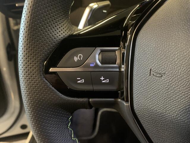 Peugeot 2008 1.2 PureTech 130 GT EAT8 PACK DRIVE ASSIST-CAMERA PAKKET- VERWARMDE VORSTOELEN-ADAPTIVE CRUISE CONTROLEN-