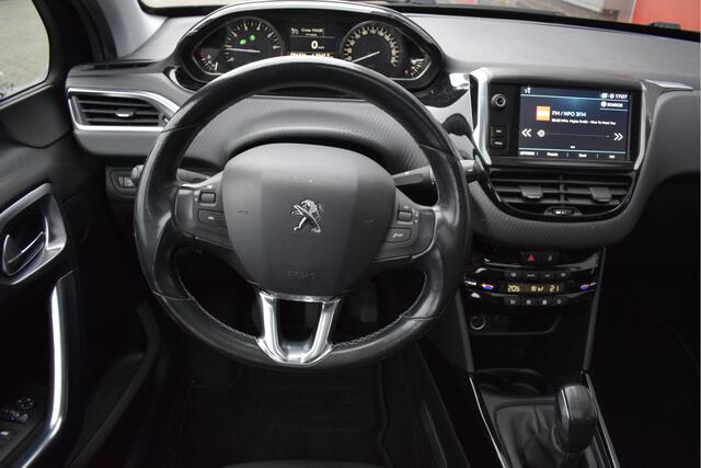Peugeot 2008 1.2 PureTech Allure Panorama, Navi, Climate control, Cruise