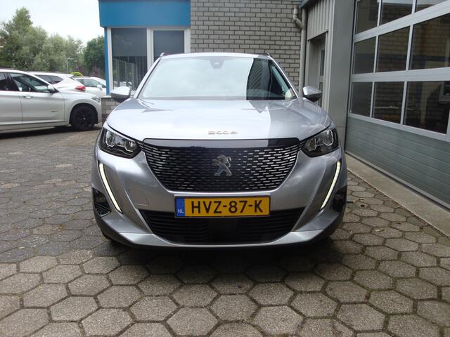 Peugeot 2008 1.2 PureTech Allure Pack