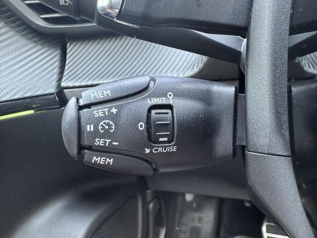 Peugeot 2008 1.2 PureTech GT-Line*Automaat*Navigatie*Camera*