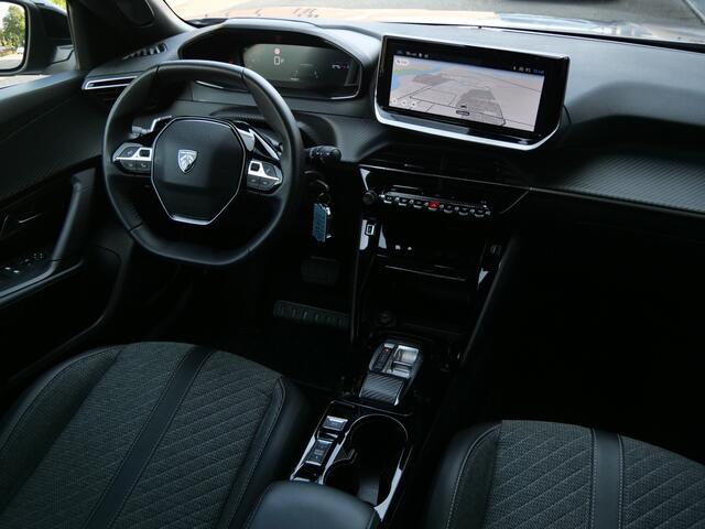 Peugeot 2008 1.2 PureTech 130pk Allure Automaat Navigatie / Camera / LED