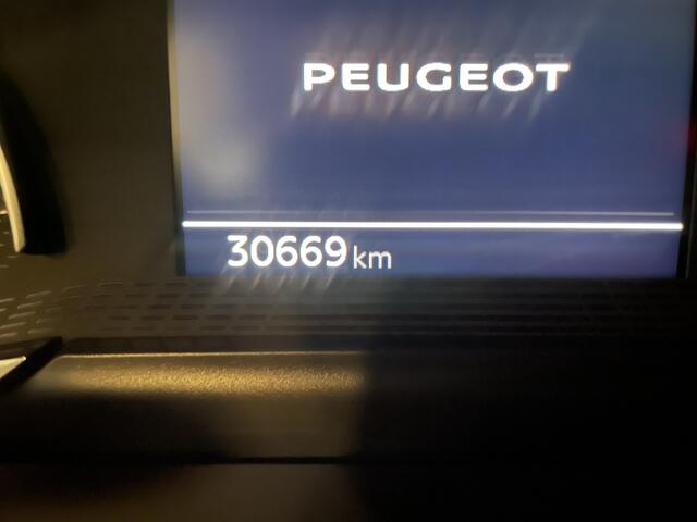 Peugeot 2008 1.2 PureTech Allure Pack CLIMATE CONTROL-NAVIGATIE-PARKEERSENSOREN