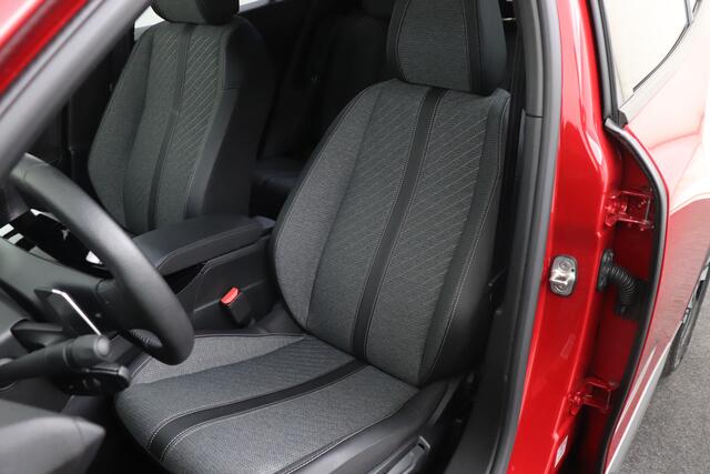 Peugeot 2008 1.2T 130 PK Aut. Allure NW-Model I-Cockpit Carplay 360 Camera