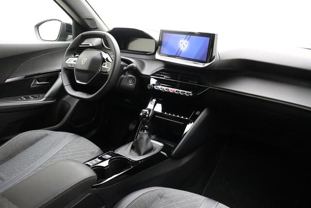 Peugeot 2008 1.2 PureTech Allure 100 PK | Handgeschakeld | Camera | Mirror Screen | Cruise Control | Licht metalen velgen | BTW Auto | 1e eigenaar
