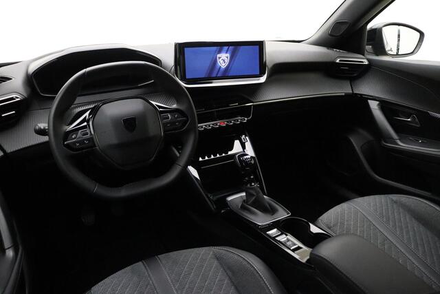 Peugeot 2008 1.2 PureTech Allure 100 PK | Handgeschakeld | Camera | Mirror Screen | Cruise Control | Licht metalen velgen | BTW Auto | 1e eigenaar