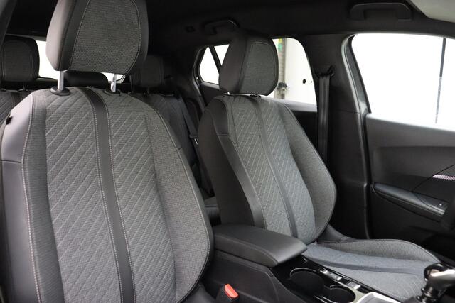 Peugeot 2008 1.2 PureTech Allure 100 PK | Handgeschakeld | Camera | Mirror Screen | Cruise Control | Licht metalen velgen | BTW Auto | 1e eigenaar