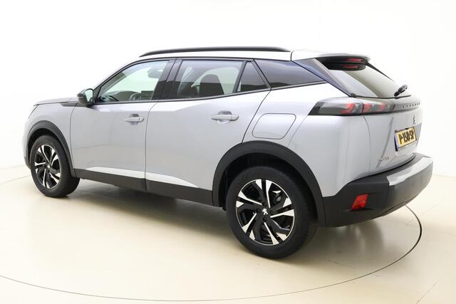 Peugeot 2008 1.2 PureTech Allure Pack 100 PK | Handgeschakeld | Camera | Start/stop | 3-D Instrumentenpaneel | Navigatie | Climate Control | Licht metalen velgen | BTW Auto | 1e eigenaar