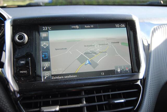 Peugeot 2008 1.2 PureTech Allure Lage km stand NAP, Trekhaak