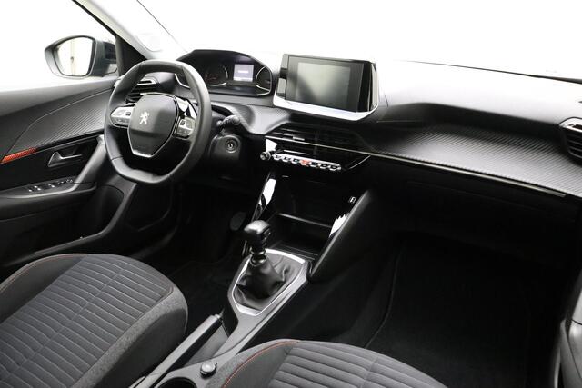 Peugeot 2008 1.2 PureTech Active Pack 100 PK | Handgeschakeld | Parkeersensor | Cruise Control | Airco | Camera | Mirror Screen | Licht metalen velgen | BTW auto | 1e eigenaar