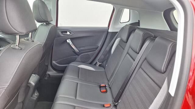 Peugeot 2008 1.2 PureTech Allure rijklaar prijs