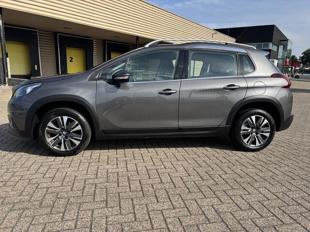 Peugeot 2008 1.2 PureTech Allure Automaat [ Apple cp,navi,ecc,pdc,lmv,trekhaak ]