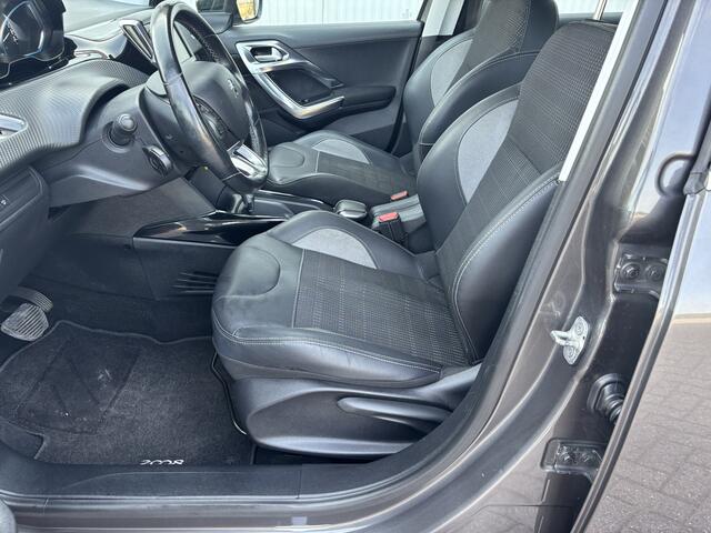 Peugeot 2008 1.2 PureTech Allure Automaat [ Apple cp,navi,ecc,pdc,lmv,trekhaak ]