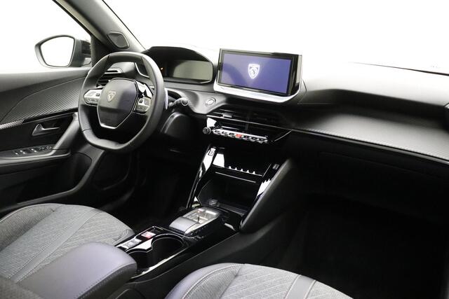 Peugeot 2008 1.2 Hybrid 136 Active Automaat | Licht metalen velgen | Achteruitrijcamera | Navigatie | Privacy Glass | Noir Perla Nera | BTW auto | 1e eigenaar