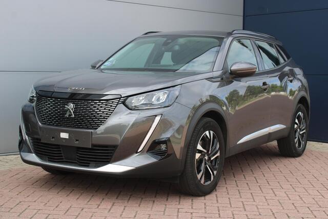 Peugeot 2008 1.2 PureTech Allure NAVIGATIE - 18.900 KM