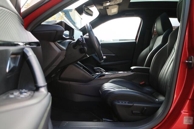 Peugeot 2008 1.2 PureTech GT Pack | Automaat! | Panorama | Full Optie! |