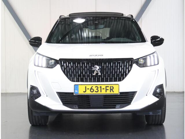 Peugeot 2008 1.2 130PK GT-Line | AppleCarplay/Android Auto | Schuifkanteldak | Keyless | Cruise Control | Climate Control | Camera | FULL LED | Two-Tone | Sfeerverlichting | Isofix | Privacy Glass |