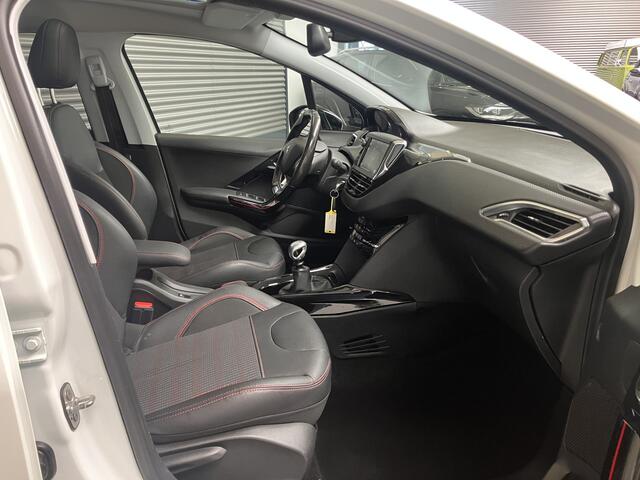 Peugeot 2008 1.2 GT-LINE 130 PK/PANORAMA/CARPLAY/PDC/XENON/ENZ