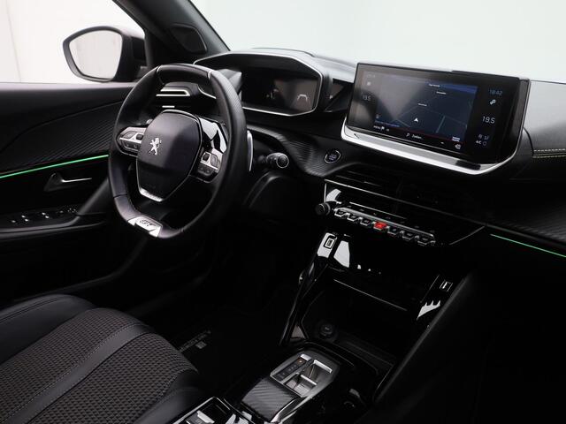Peugeot 2008 1.2 PureTech 130 PK Automaat GT-Line | CAMERA | CARPLAY