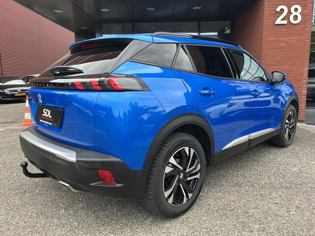 Peugeot 2008 1.2 PureTech Allure // LED // PANO/SCHUIFKANTELDAK // CLIMA // CAMERA // NAVI + CARPLAY // PDC V+A