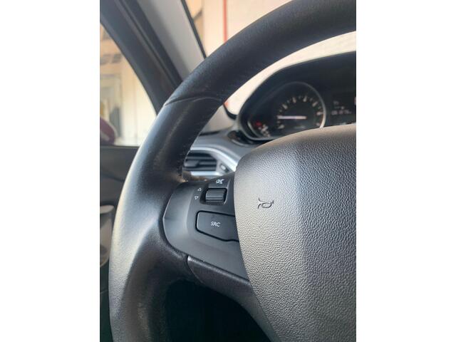 Peugeot 2008 1.2 PureTech Blue Lion |Goed Onderhouden!|Navi!|
