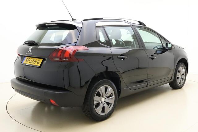 Peugeot 2008 1.2 PureTech Allure 110 PK | Handgeschakeld | Parkeersensor | Licht metalen velgen | Navigatie | Airco | Cruise Control | Bluetooth | Radio