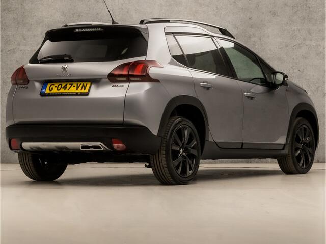 Peugeot 2008 1.2 PureTech GT Line Automaat (PANORAMADAK, APPLE CARPLAY, NAVIGATIE, GETINT GLAS, CAMERA, LEDER, SPORTSTOELEN, CRUISE, LM VELGEN, NIEUWE APK, NIEUWSTAAT)