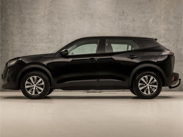 Peugeot 2008 1.2 PureTech Sport (APPLE CARPLAY, GROOT NAVI, TREKHAAK, PARKEERSENSOREN, SPORTSTOELEN, CRUISE, LM VELGEN, LED KOPLAMPEN, DAB+, NIEUWSTAAT)