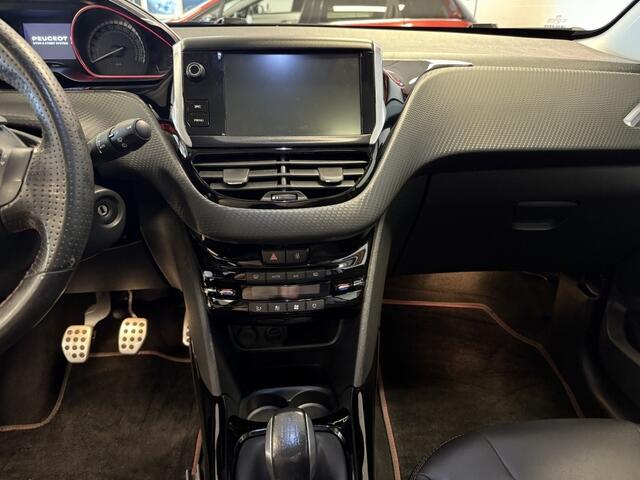 Peugeot 2008 1.2 PureTech GT-line ( Trekhaak / nieuwe Distr. Riem / Apple Car