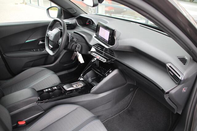 Peugeot 2008 1.2 PureTech 130pk Allure Pack Automaat Airco Navi Carplay 21.950km
