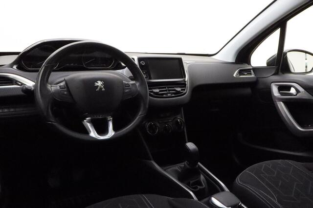 Peugeot 2008 1.2 PureTech Blue Lion 110 PK | Hangeschakeld | Panoramadak | Airco | Cruise Control | Navigatie | Parkeersensor | 1e eigenaar