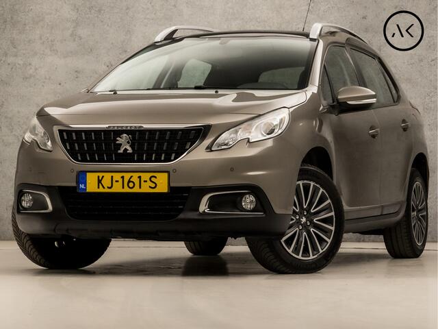 Peugeot 2008 1.2 PureTech Sport (PANORAMADAK, APPLE CARPLAY, NAVIGATIE, TREKHAAK, SPORTSTOELEN, PARKEERSENSOREN, GETINT GLAS, CRUISE, NIEUWSTAAT)